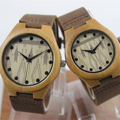 Casual Male And Female Couple Big Dial Bamboo Wood..